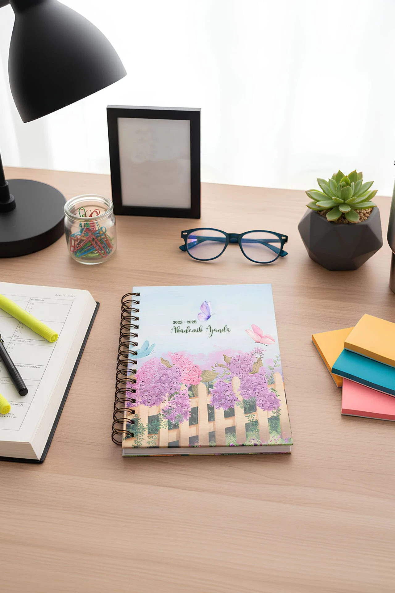 Fobinote 2025-2026 A5 Spiralli Akademik Ajanda Sert Kapak Akademik Leylak