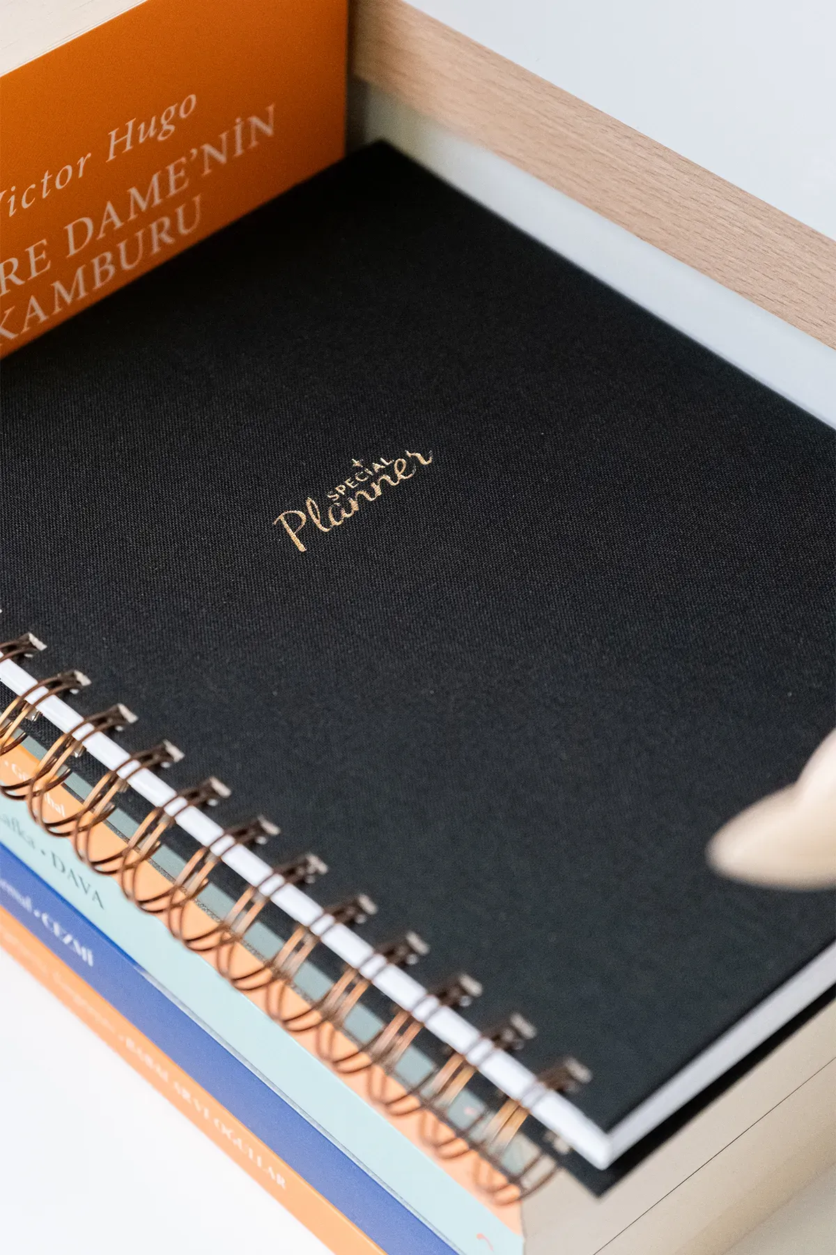 Fobinote A5 Spiralli Süresiz Keten Ajanda (Special Planner) Siyah