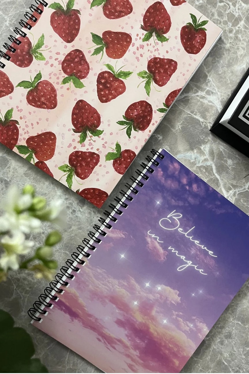 Fobinote A5 Spiralli Karton Kapak Çizgili Okul Defteri 80 yaprak 2'li Set (Magic-Çilek) main variant image