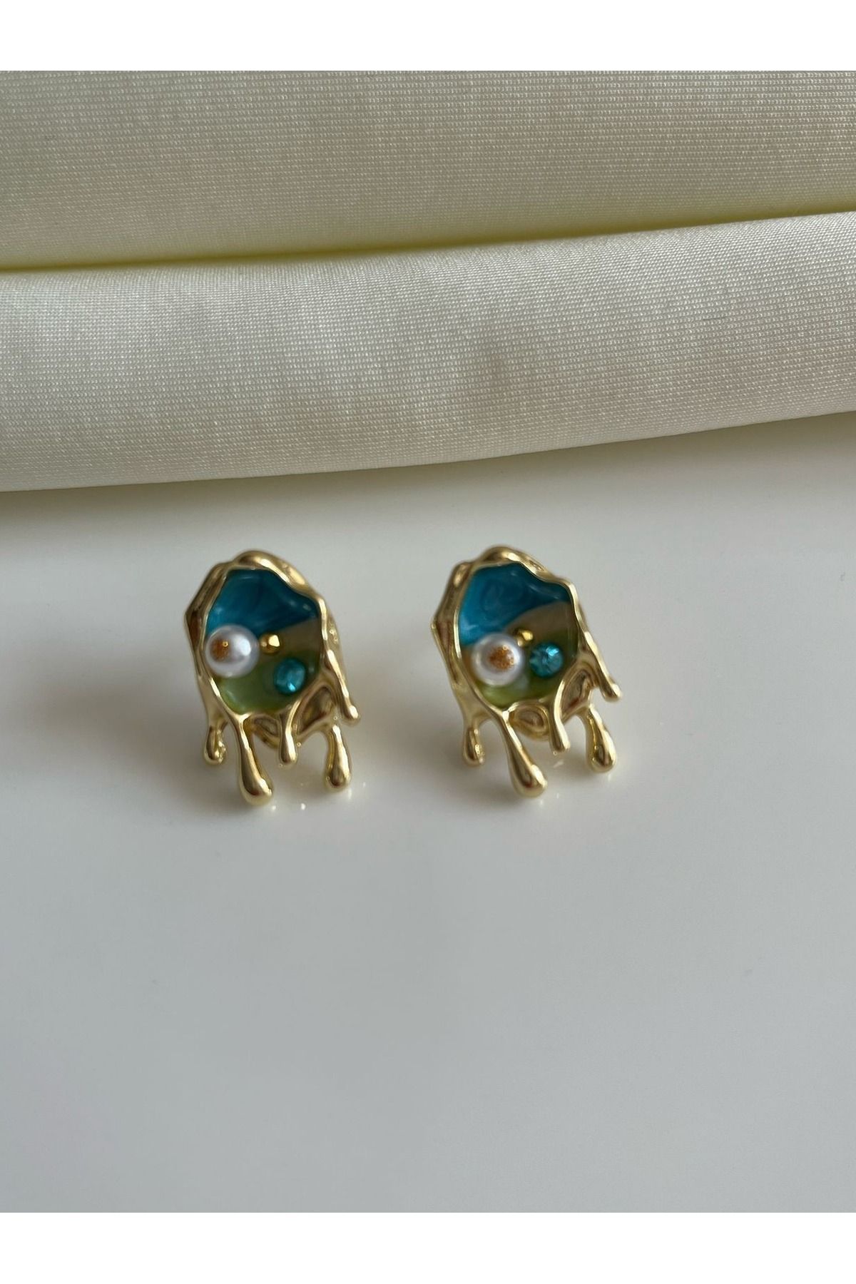 Vintage İnci Detaylı Sarkıt Kadın Küpe