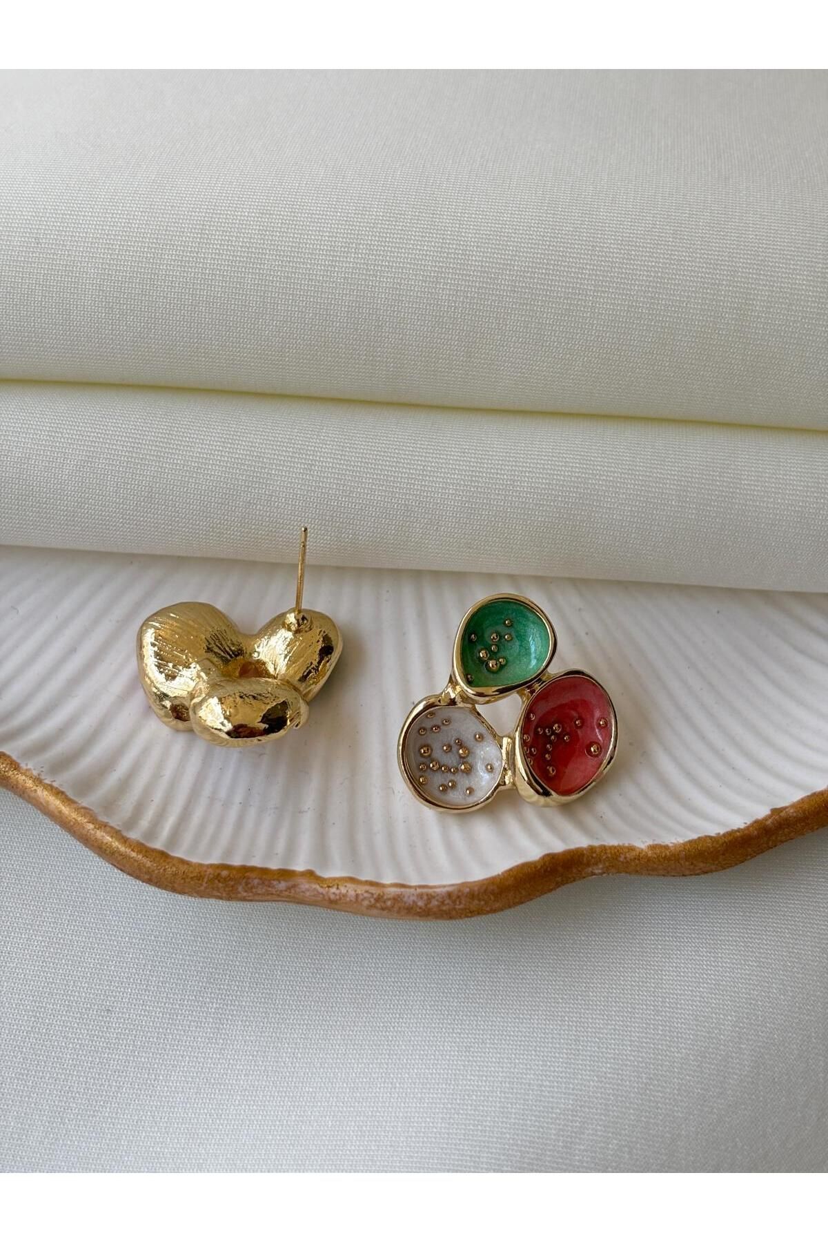 Üç Renkli Tasarım Kadın Küpe