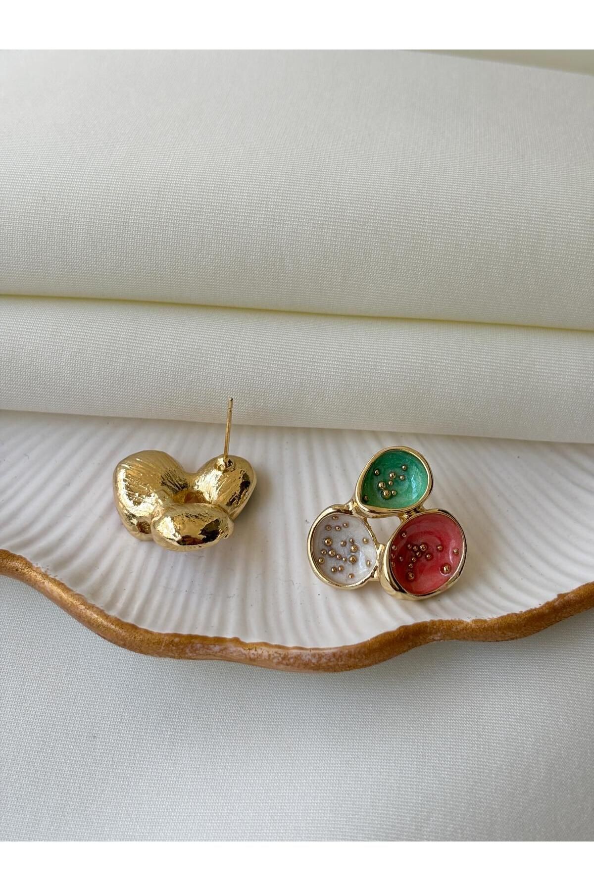 Üç Renkli Tasarım Kadın Küpe