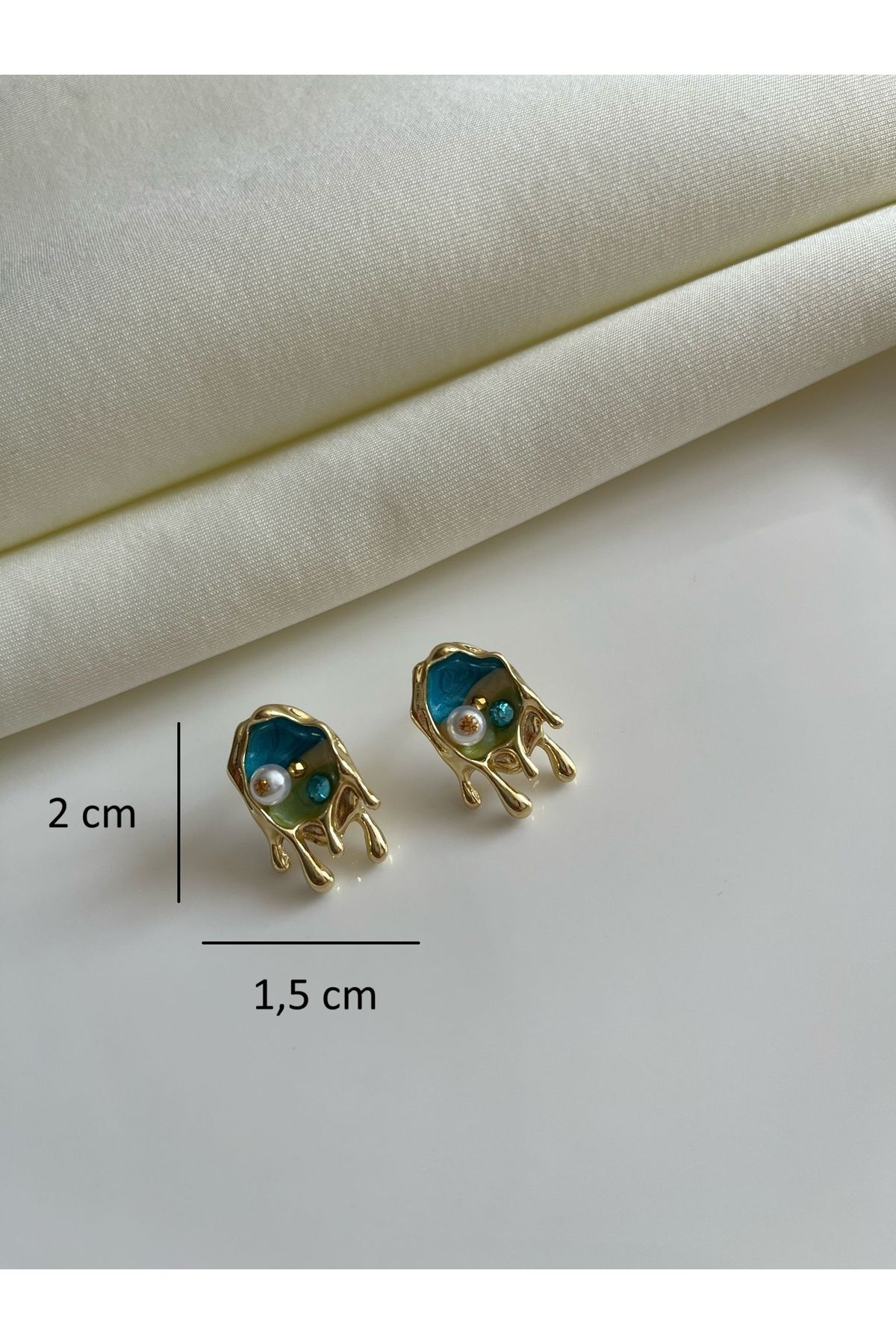 Vintage İnci Detaylı Sarkıt Kadın Küpe