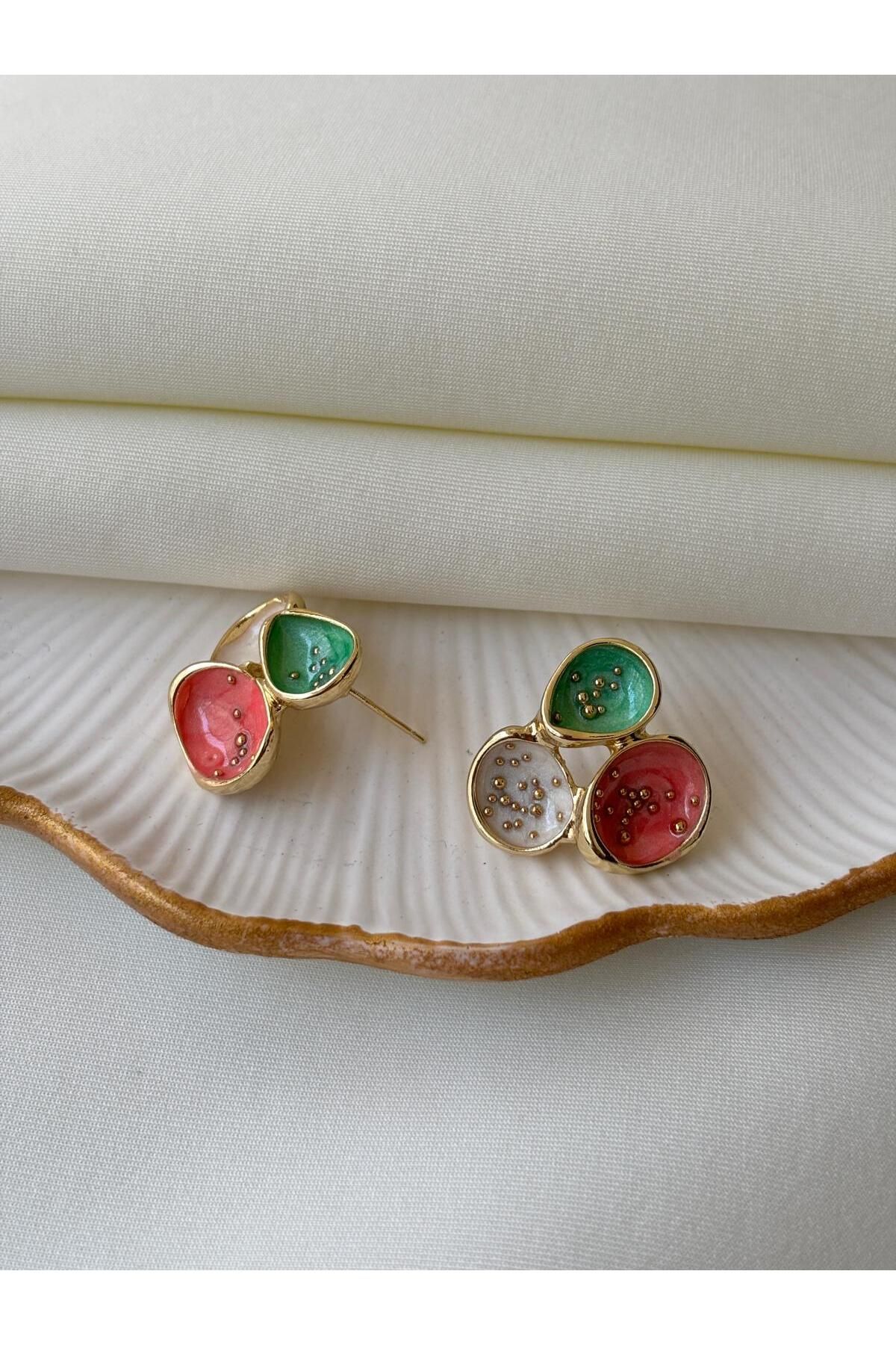 Üç Renkli Tasarım Kadın Küpe