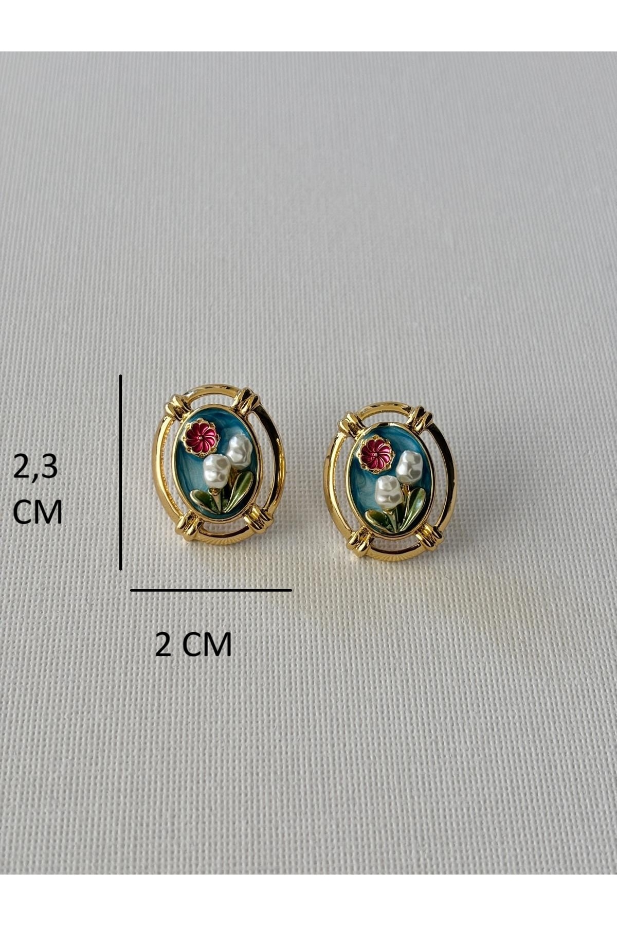Vintage İnci Detaylı Oval Çiçek Kadın Küpe