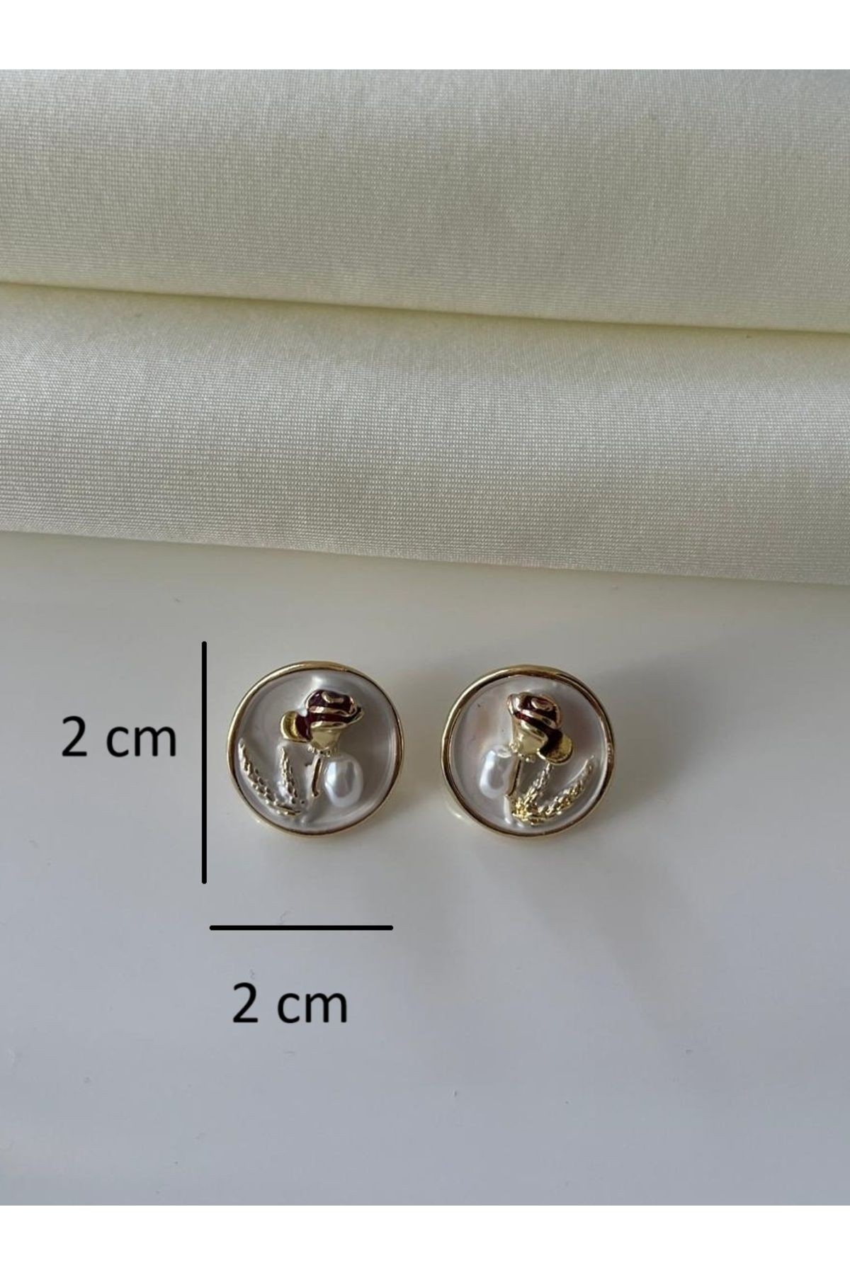 Vintage İncili Gül Detaylı Kadın Küpe