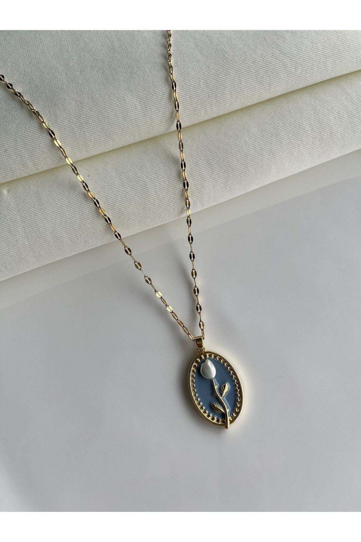 Çelik Vintage Lale Detaylı Kadın Kolye