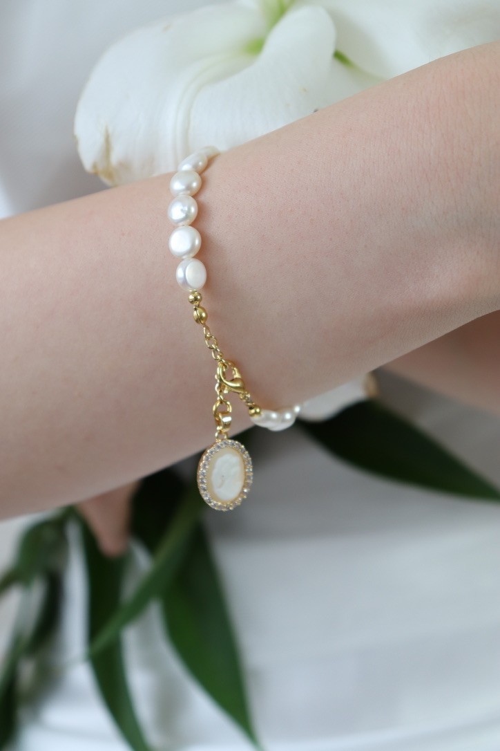 MADAME DİANA REAL PEARL BRACELET