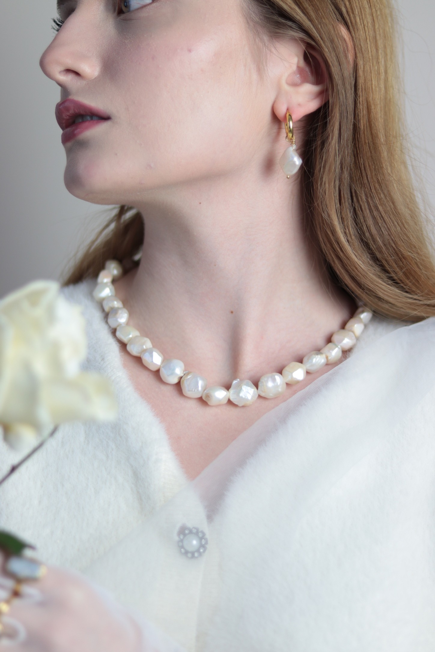 KRİSTAL REAL PEARL BAROQUE NECKLACE