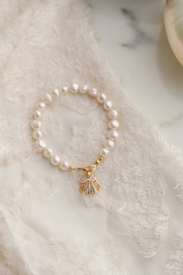 MADAME BOVARY REAL PEARL BRACELET