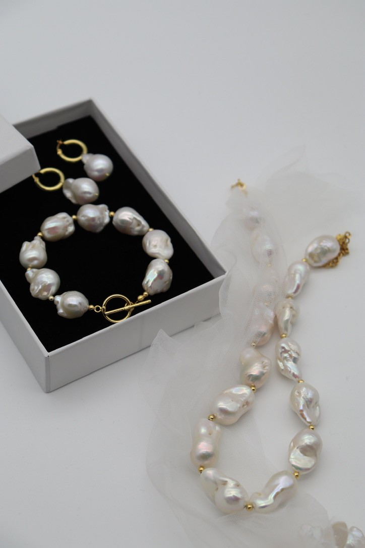 BAROQUE PREMIUM REAL PEARL SET OF 2