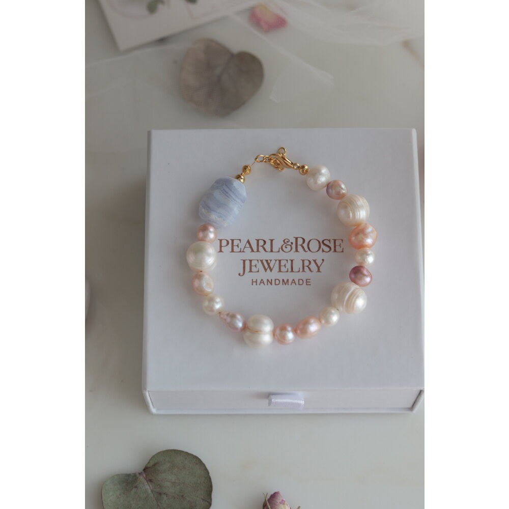 BLUE CHALEDON REAL PEARL BRACELET