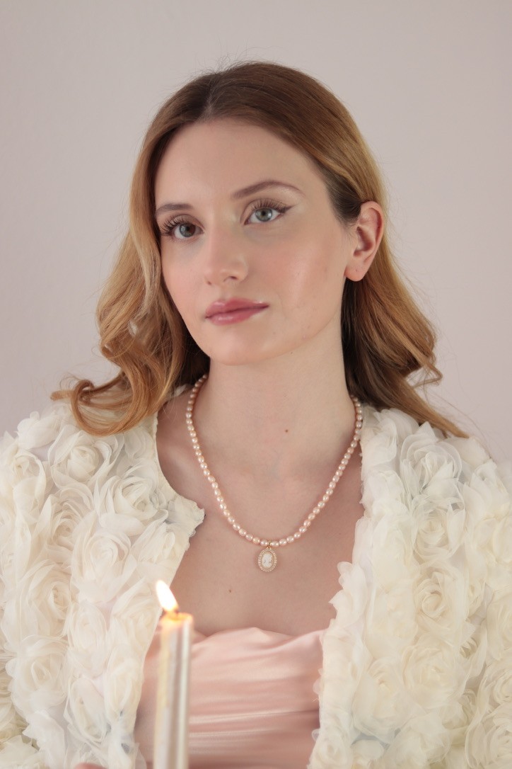 MADAME SALMON NAIF REAL PEARL NECKLACE