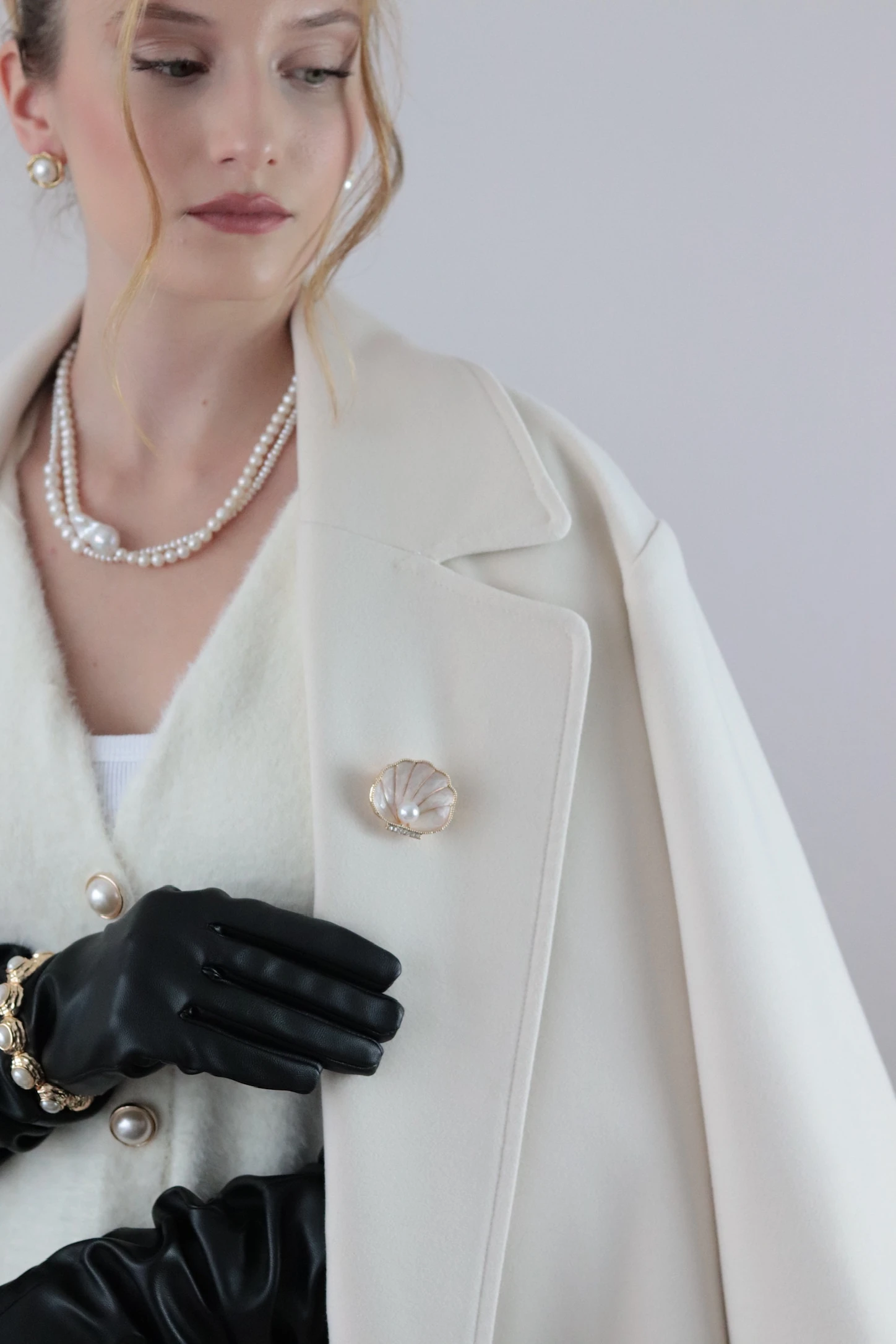 VELVET SEDEF BROŞ SERİSİ - KLASİK İSTİRİDYE