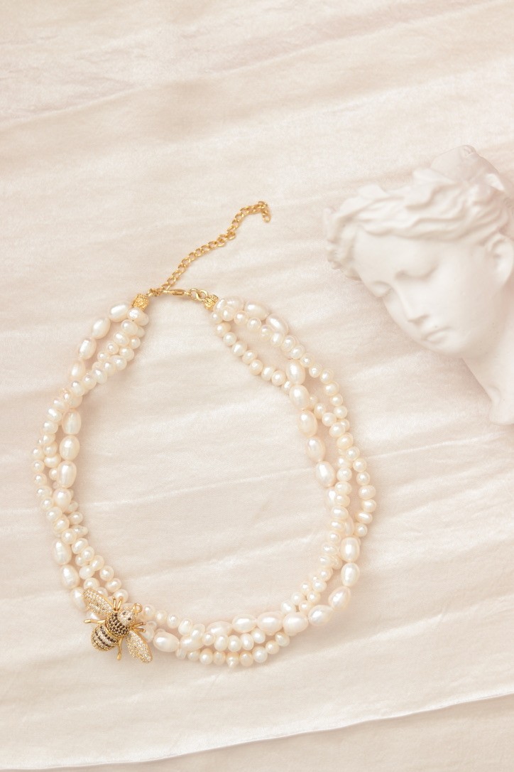 BEE ROZA REAL PEARL NECKLACE