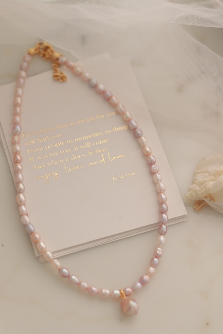 PINK NAIF BAROQUE REAL PEARL NECKLACE