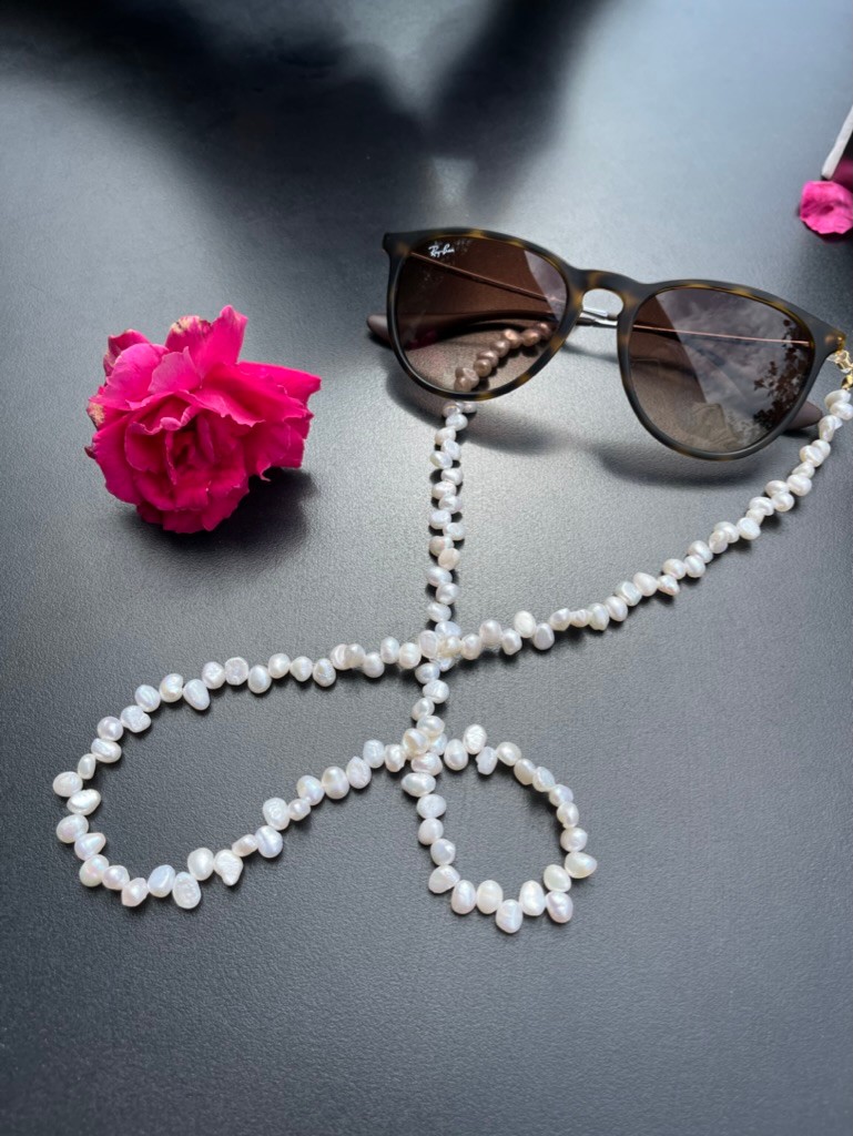 KESHI REAL PEARL GLASSES NECKLACE