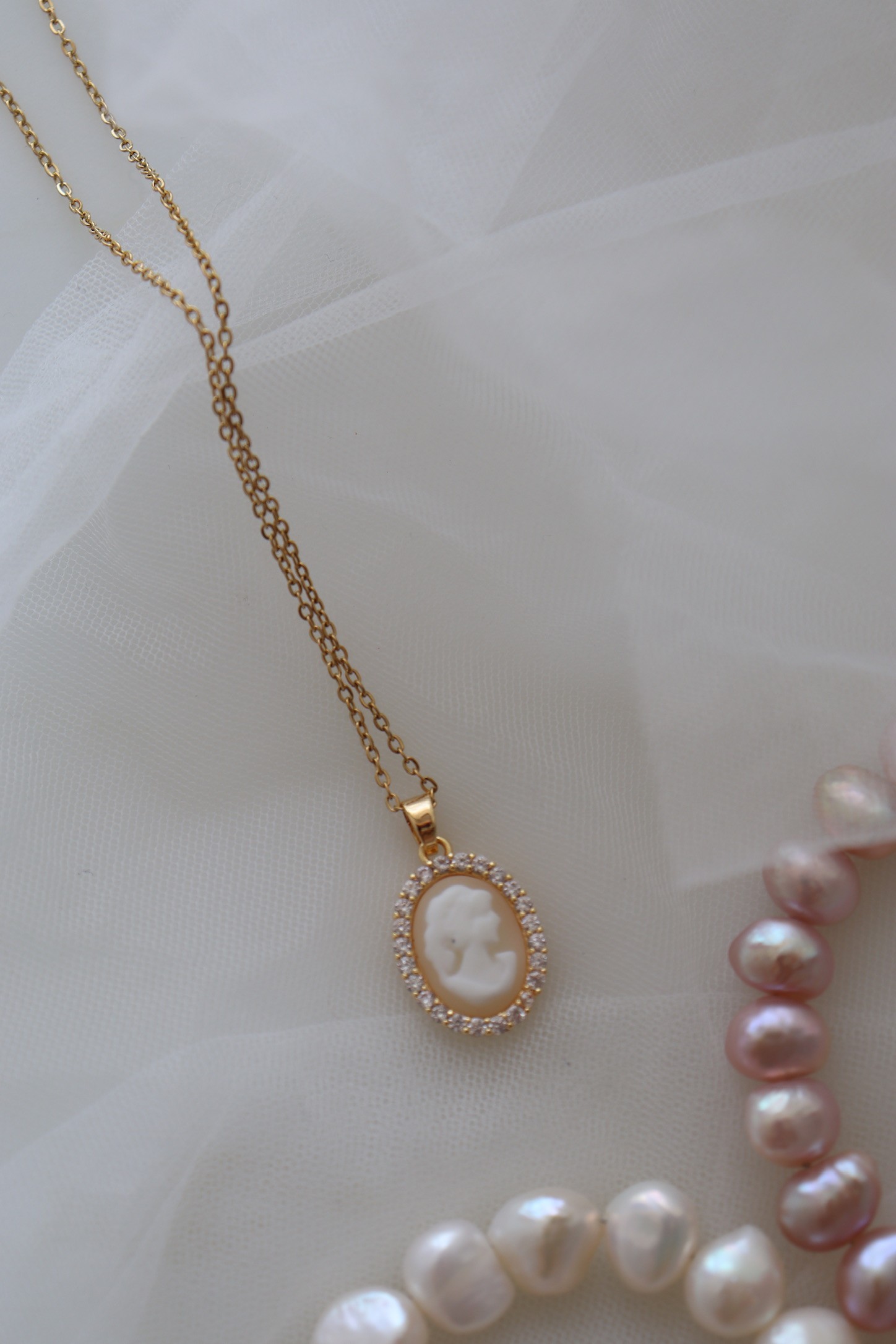 PEARL MADAME STEEL NECKLACE