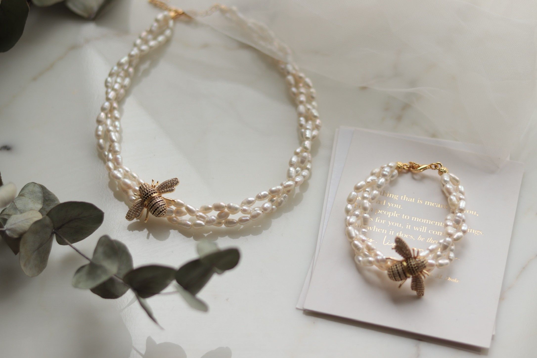 BEE VANESSA REAL PEARL NECKLACE