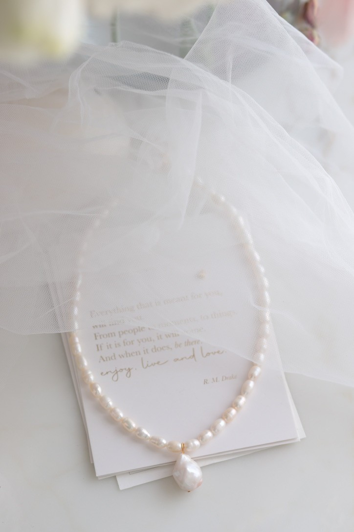 NAIF BAROQUE REAL PEARL NECKLACE