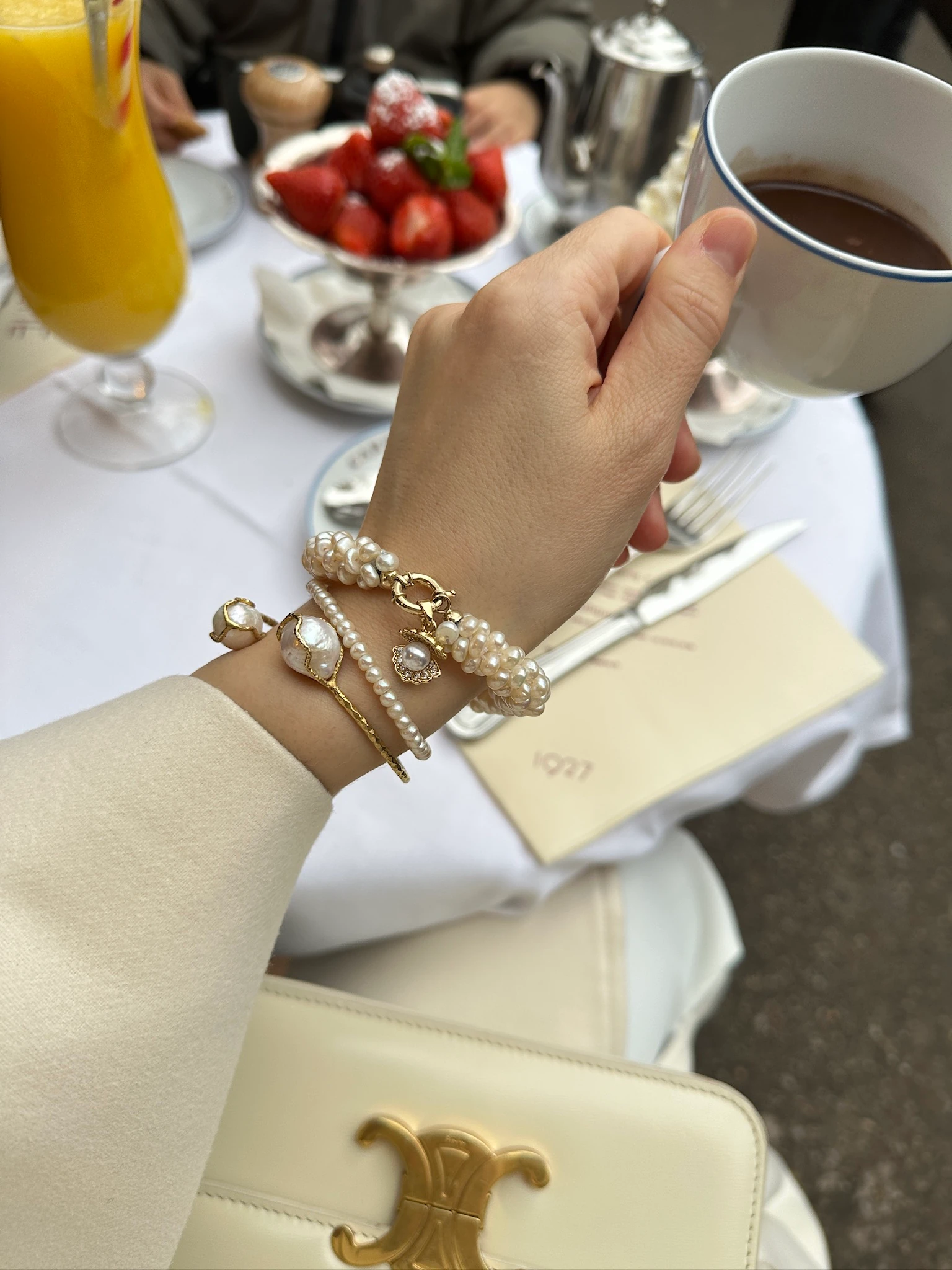 SARMAŞIK GERÇEK İNCİ BİLEKLİK - Shine oyster ile