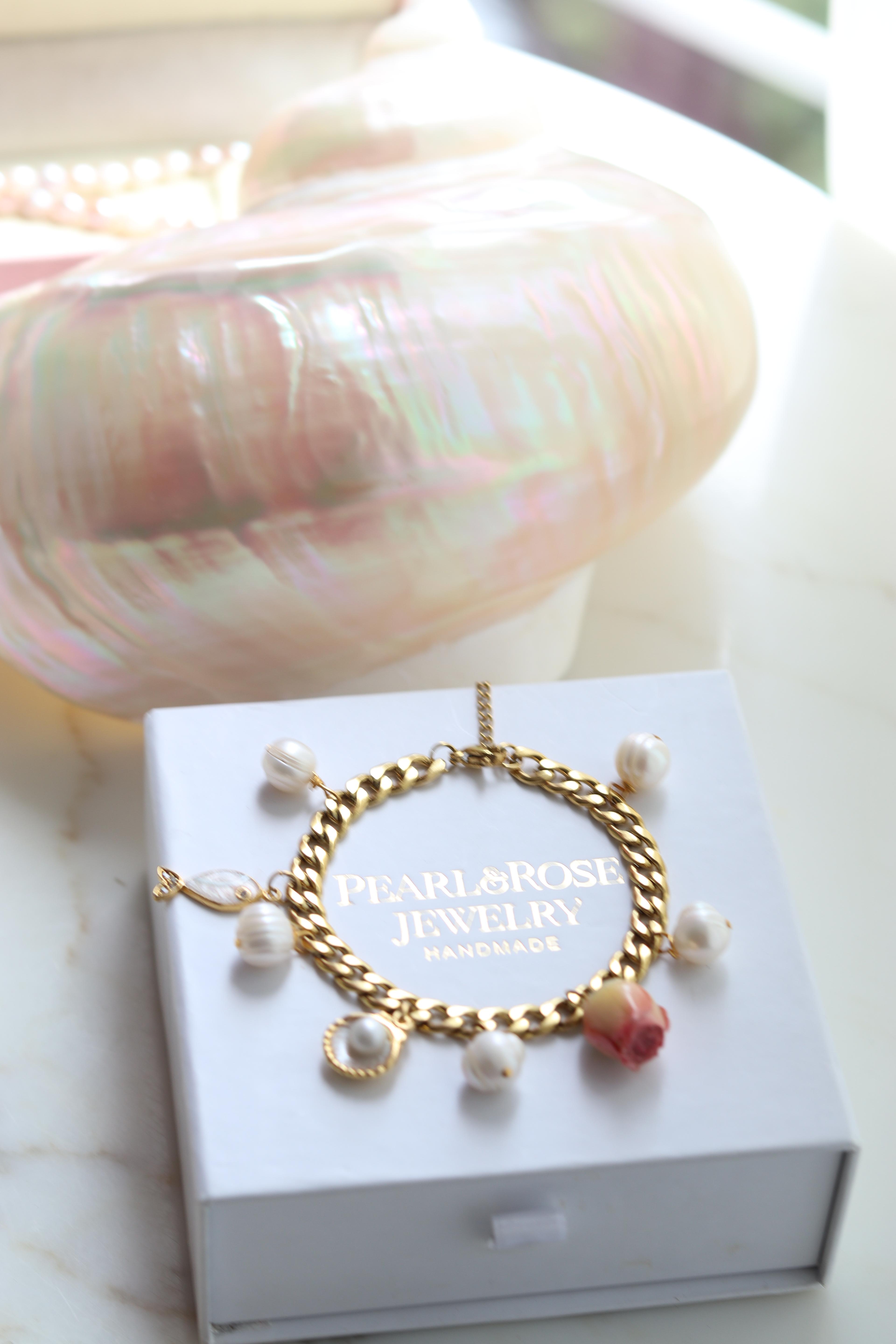 VİCTORİA ROSE CHANEL GERÇEK İNCİ BİLEKLİK