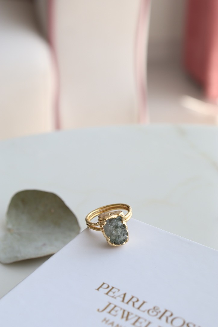 ORIGINAL DRUZE QUARTZ RING