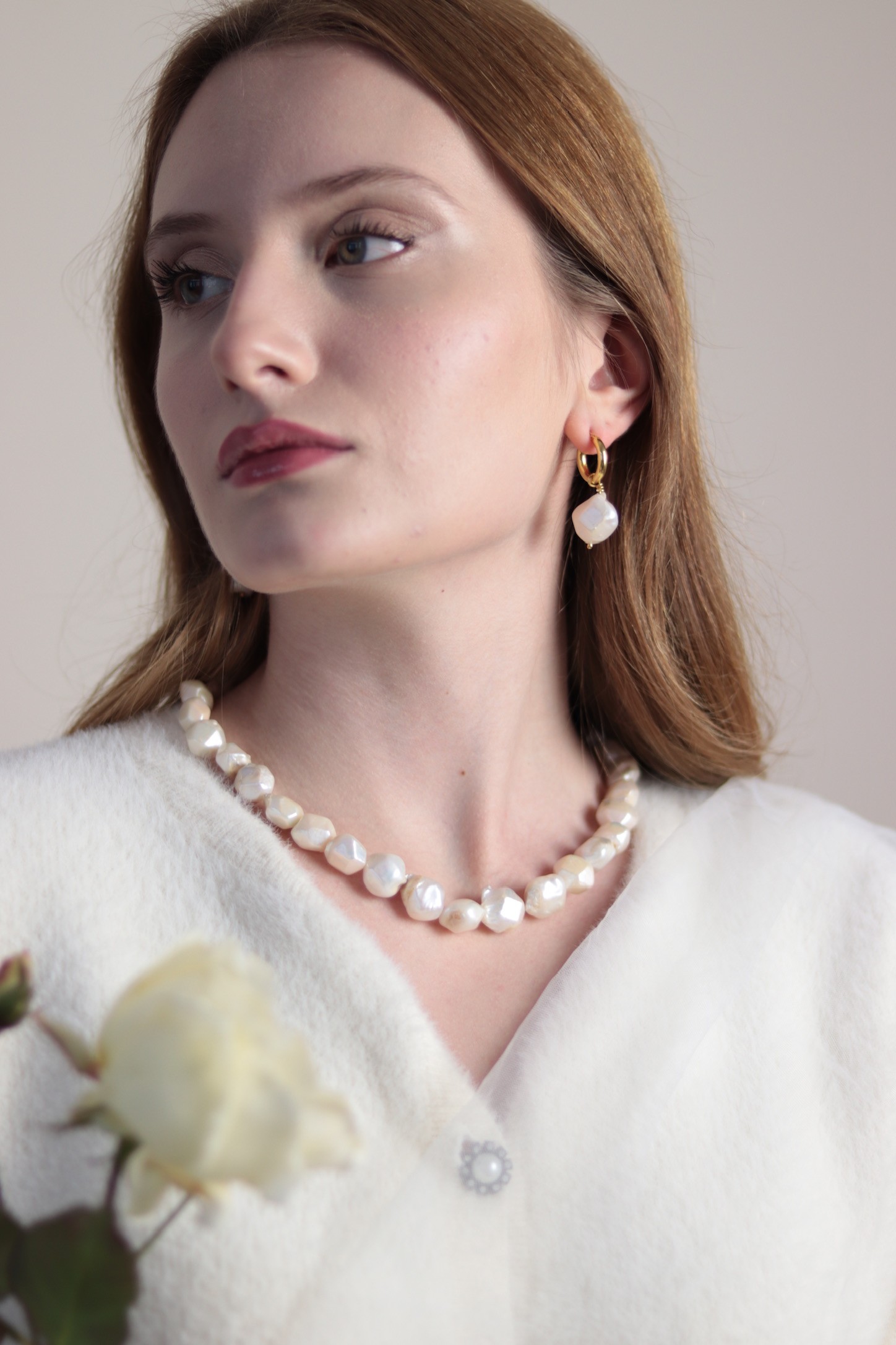KRİSTAL REAL PEARL BAROQUE NECKLACE