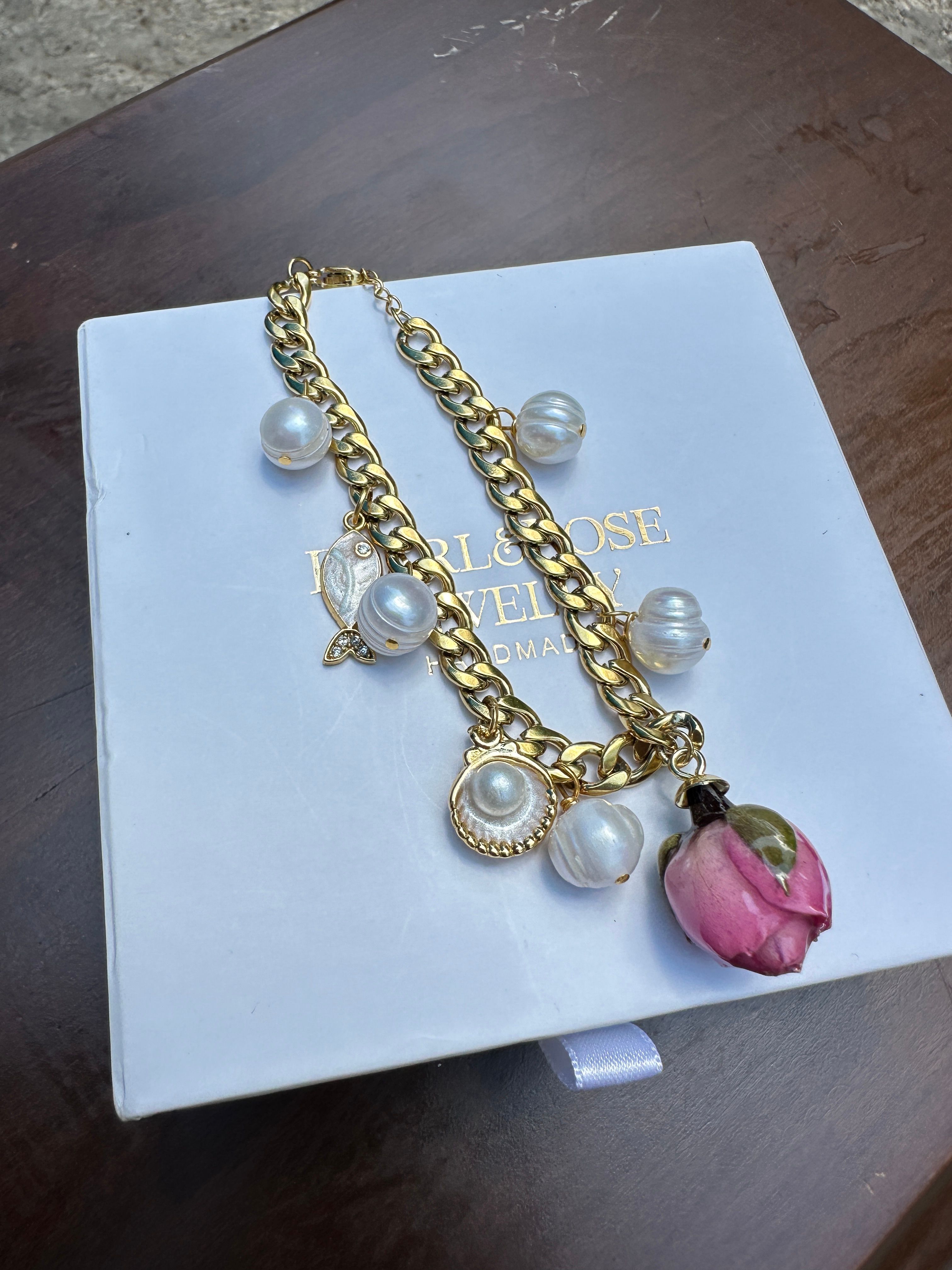 VİCTORİA ROSE CHANEL GERÇEK İNCİ BİLEKLİK