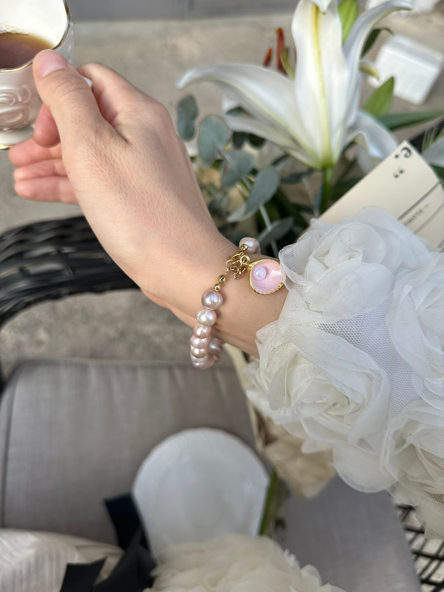 PINK OYSTER REAL PEARL BRACELET