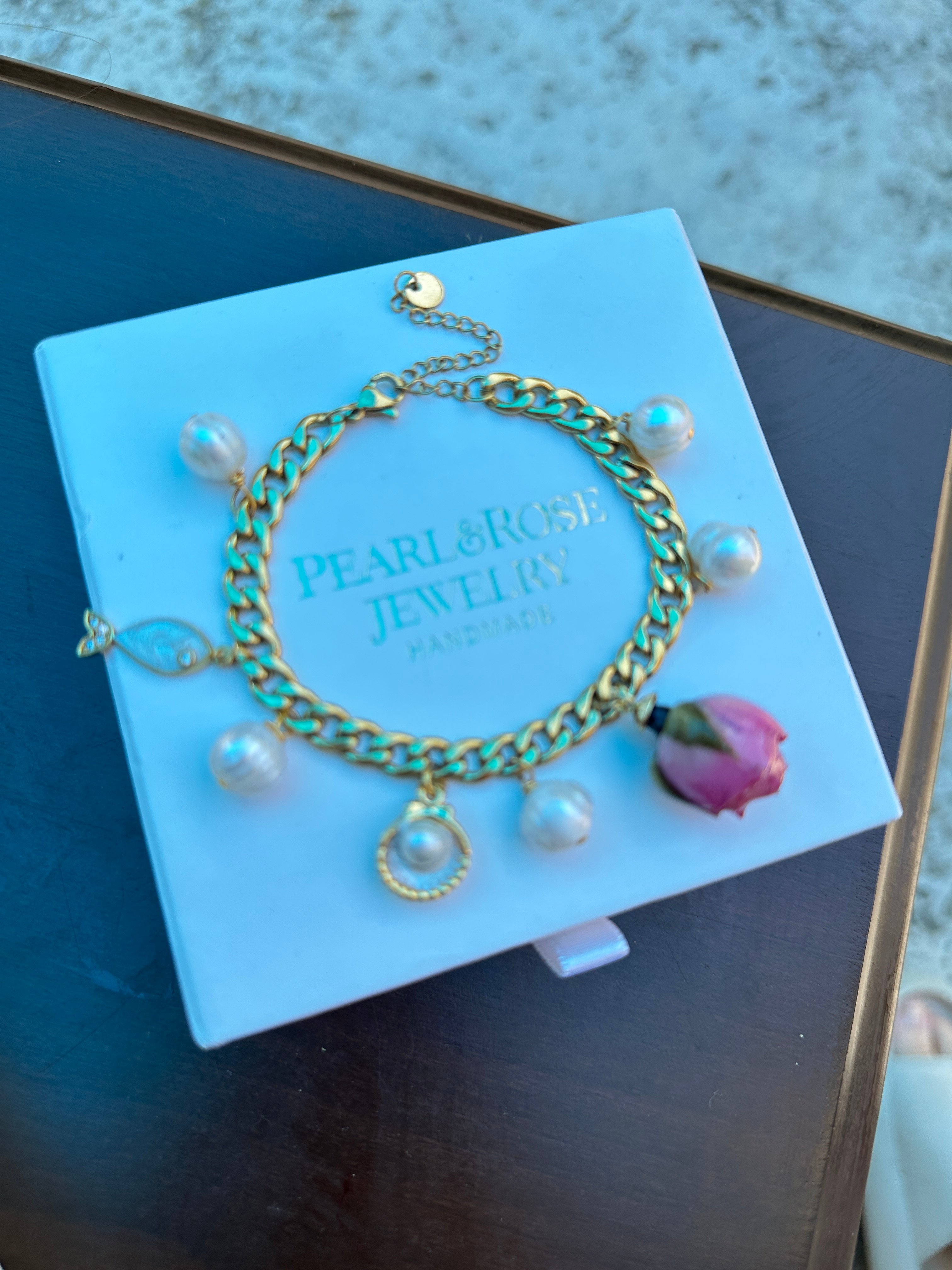 VİCTORİA ROSE CHANEL GERÇEK İNCİ BİLEKLİK