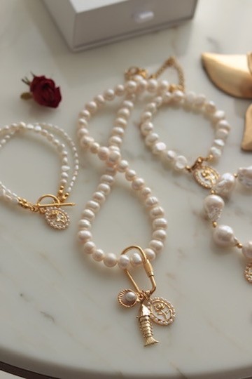 PEARL ROSE PEARL LOCK