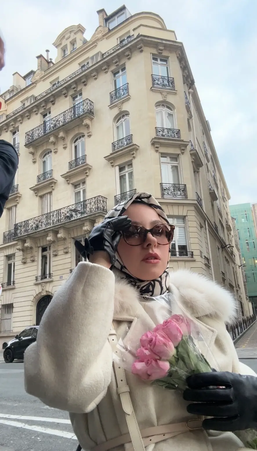 Pearl woman in Paris
