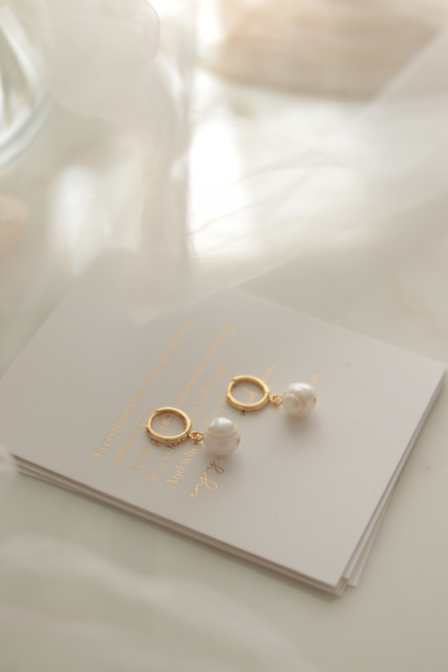 VICTORIA REAL PEARL EARRINGS