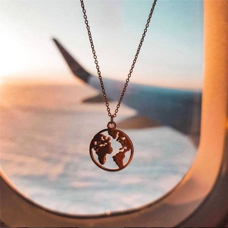 GOLD WORLD NECKLACE