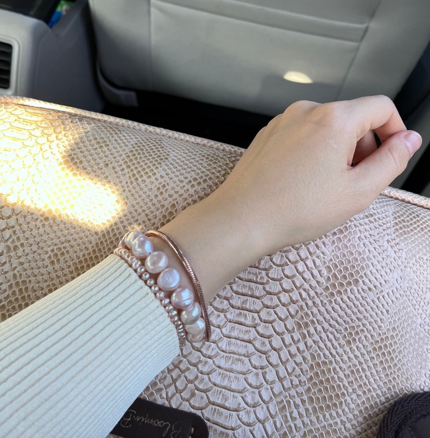 ROSE NAIF REAL PEARL BRACELET