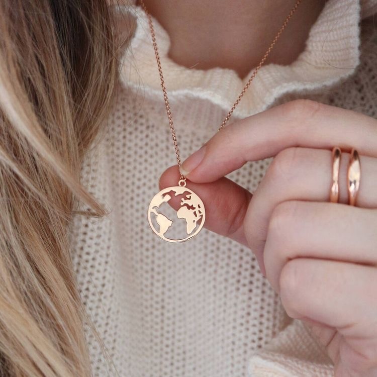 GOLD WORLD NECKLACE