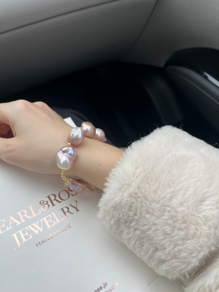 BAROQUE PREMIUM REAL PEARL BRACELET