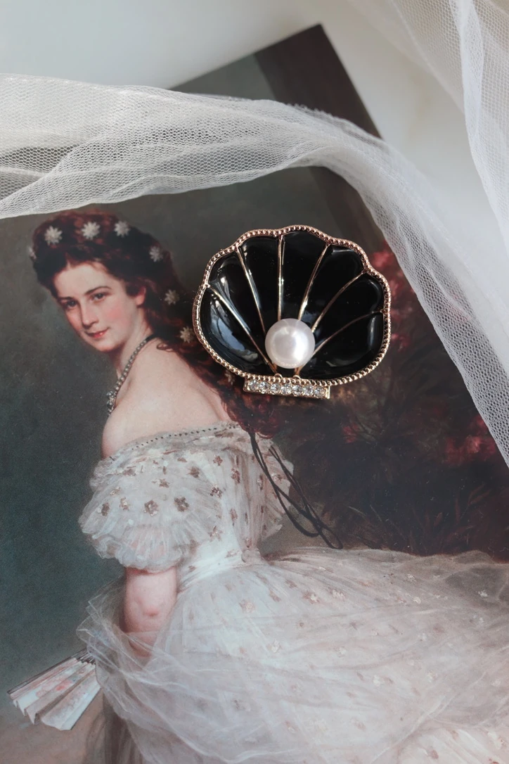 VELVET SEDEF BROŞ SERİSİ