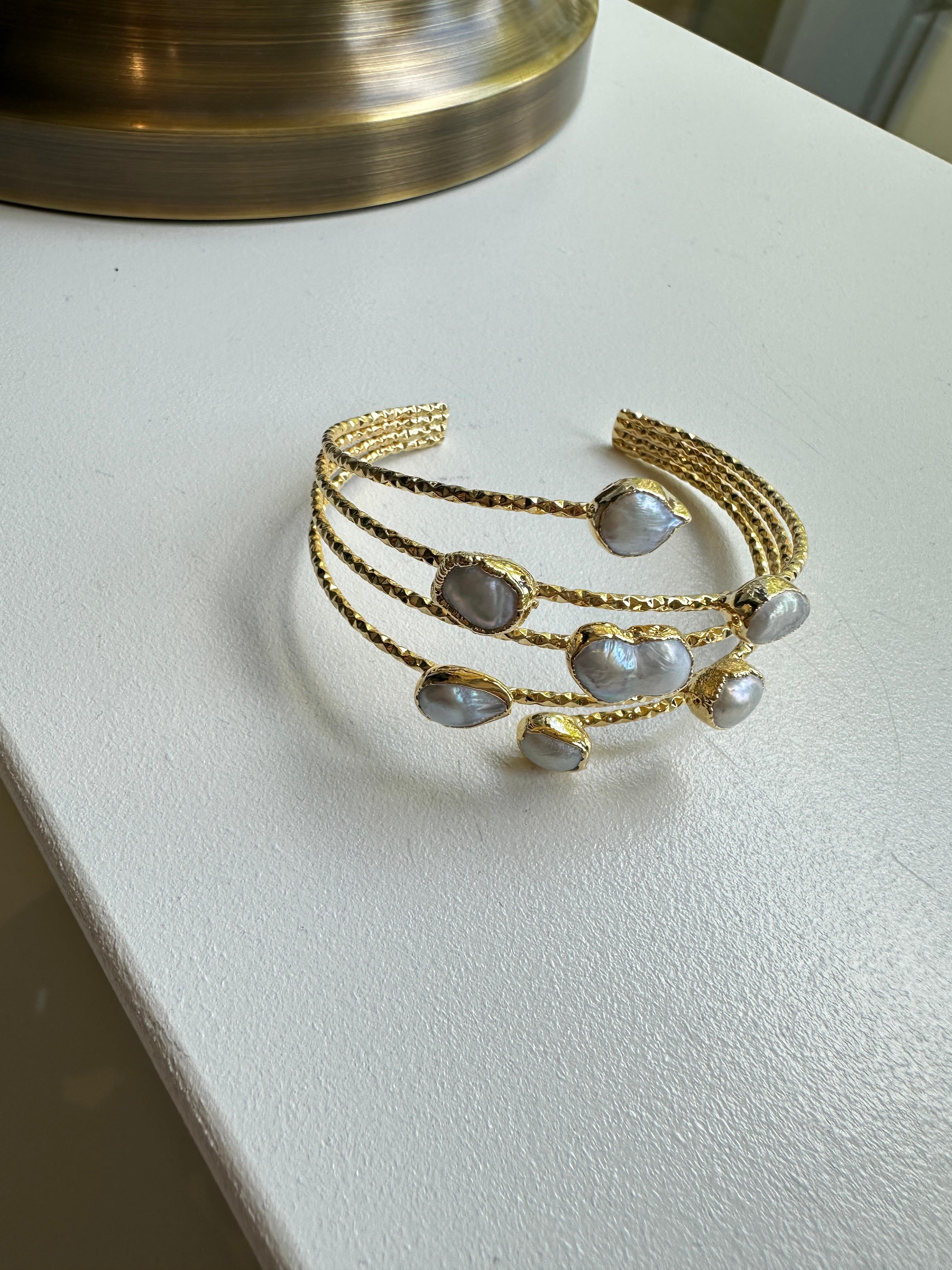 FORGET ME NOT PEARL BRACELET