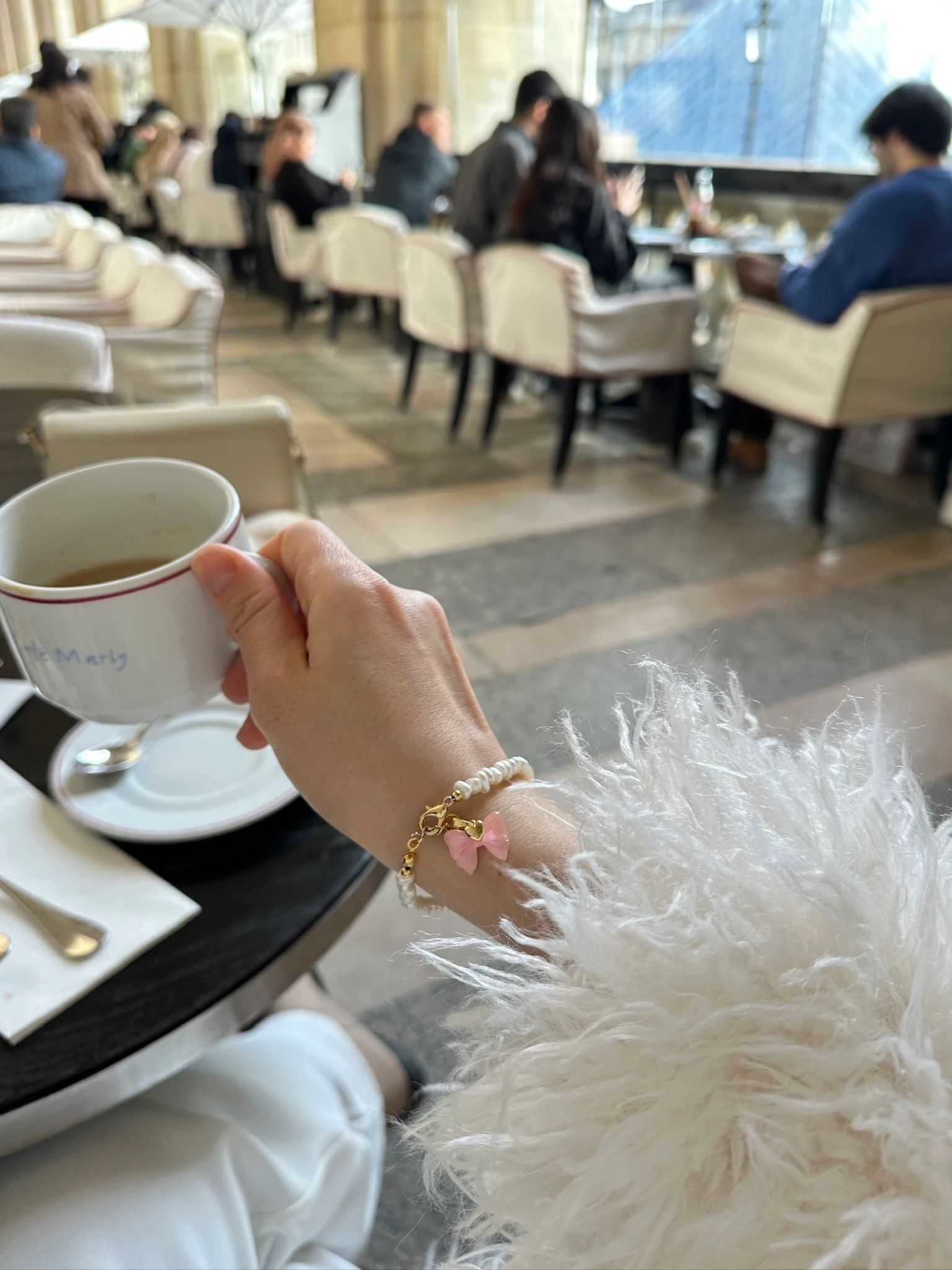 PİNK KURDELE ZARİF GERÇEK İNCİ BİLEKLİK