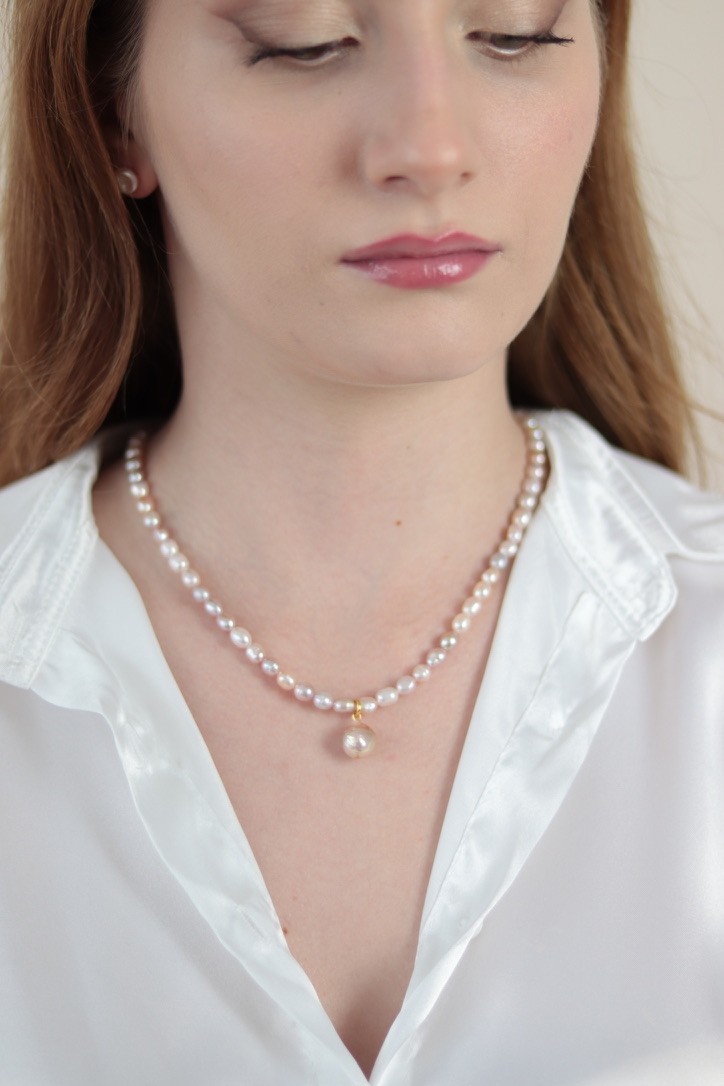 PINK NAIF BAROQUE REAL PEARL NECKLACE