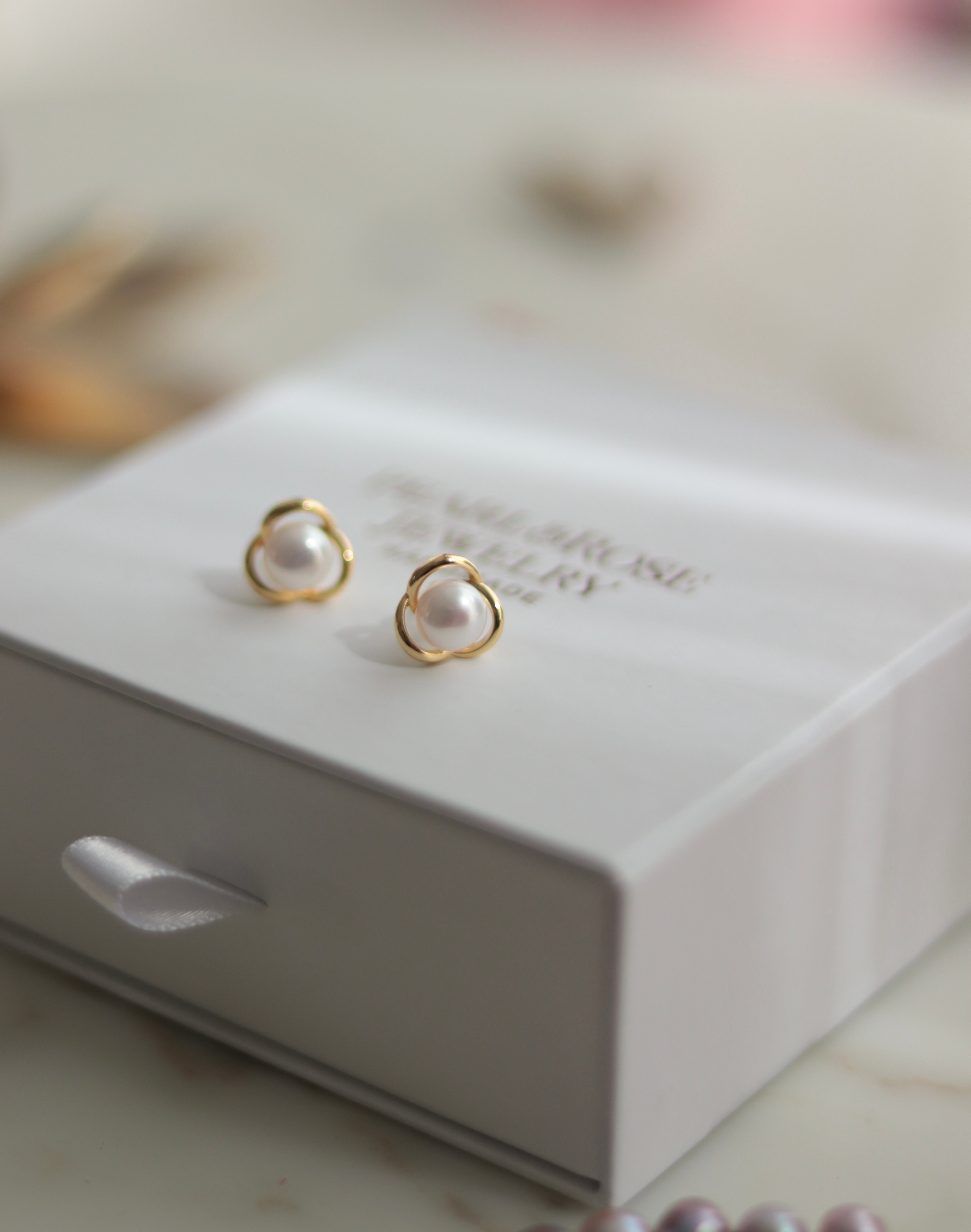 OLIVIA NO:2 REAL PEARL EARRINGS