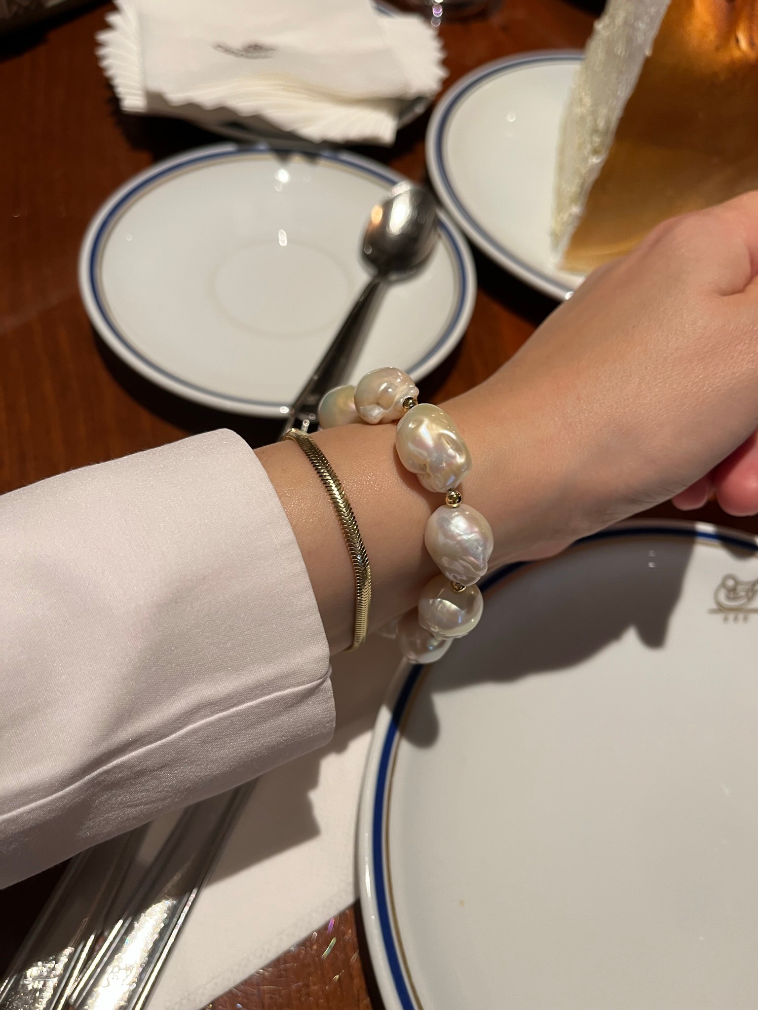 MARIA PREMIUM BAROQUE REAL PEARL BRACELET