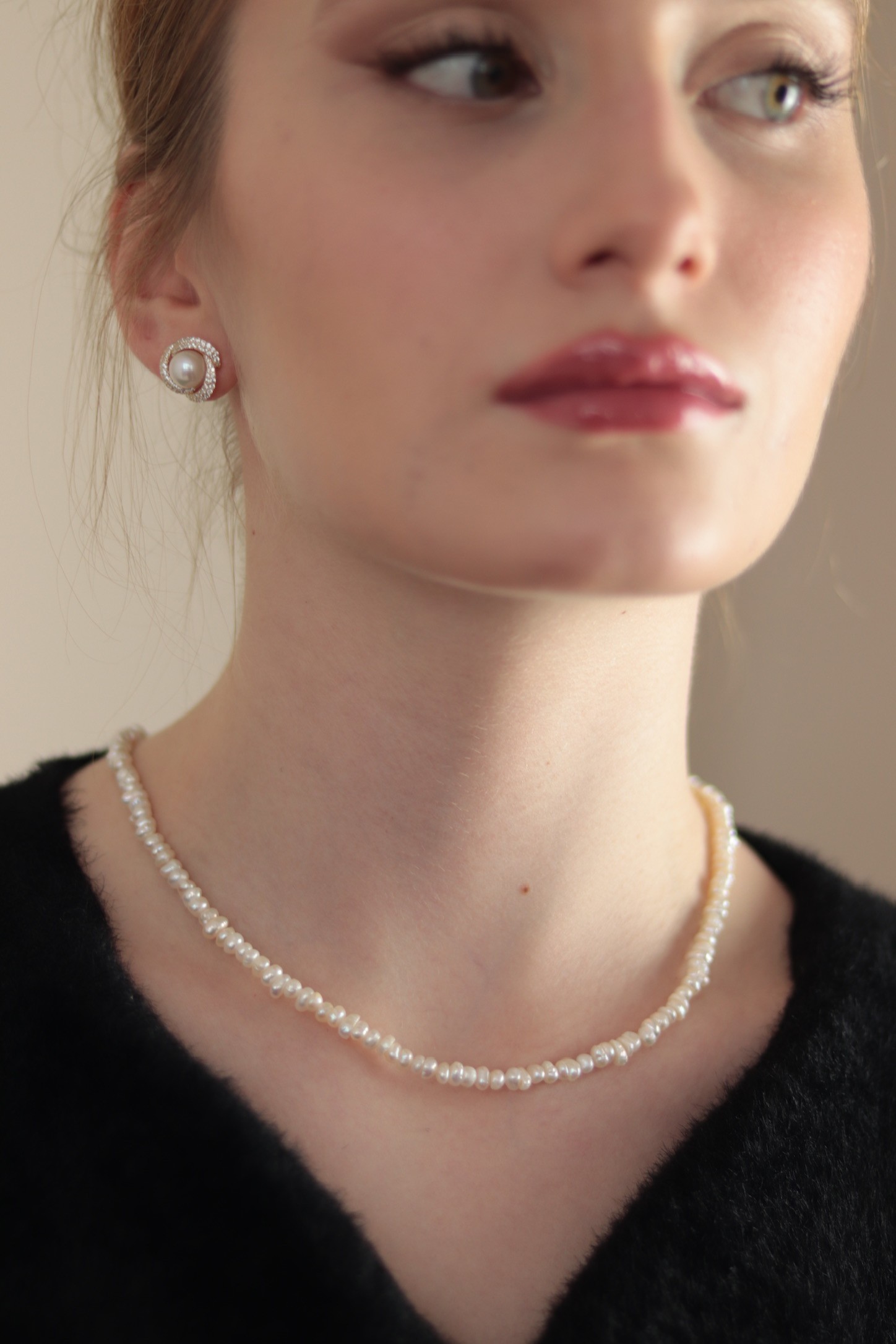 ELEGANT REAL PEARL NECKLACE