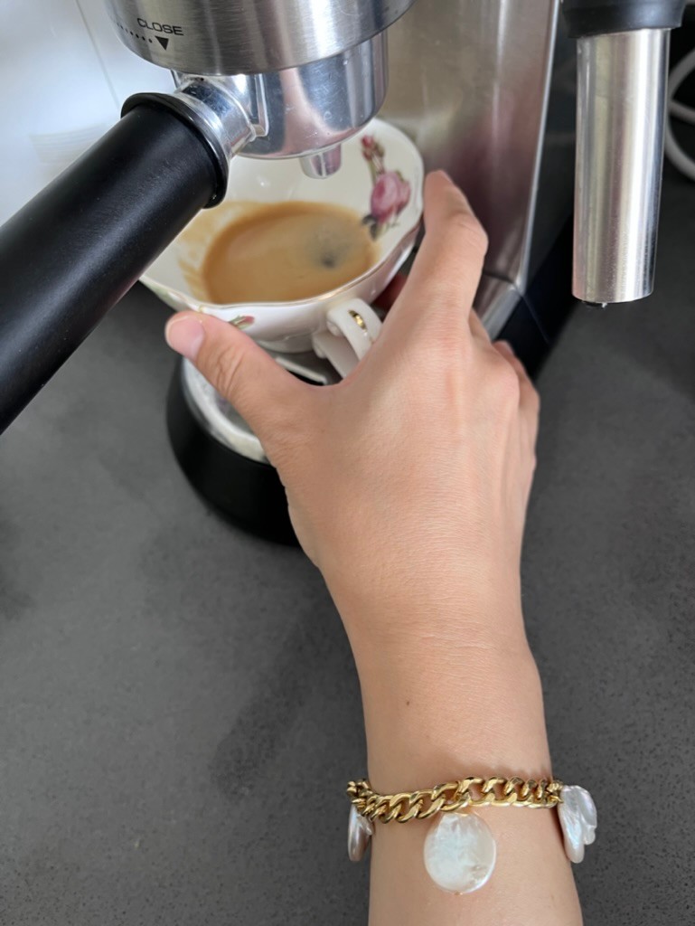 BELLA CHANEL REAL PEARL BRACELET