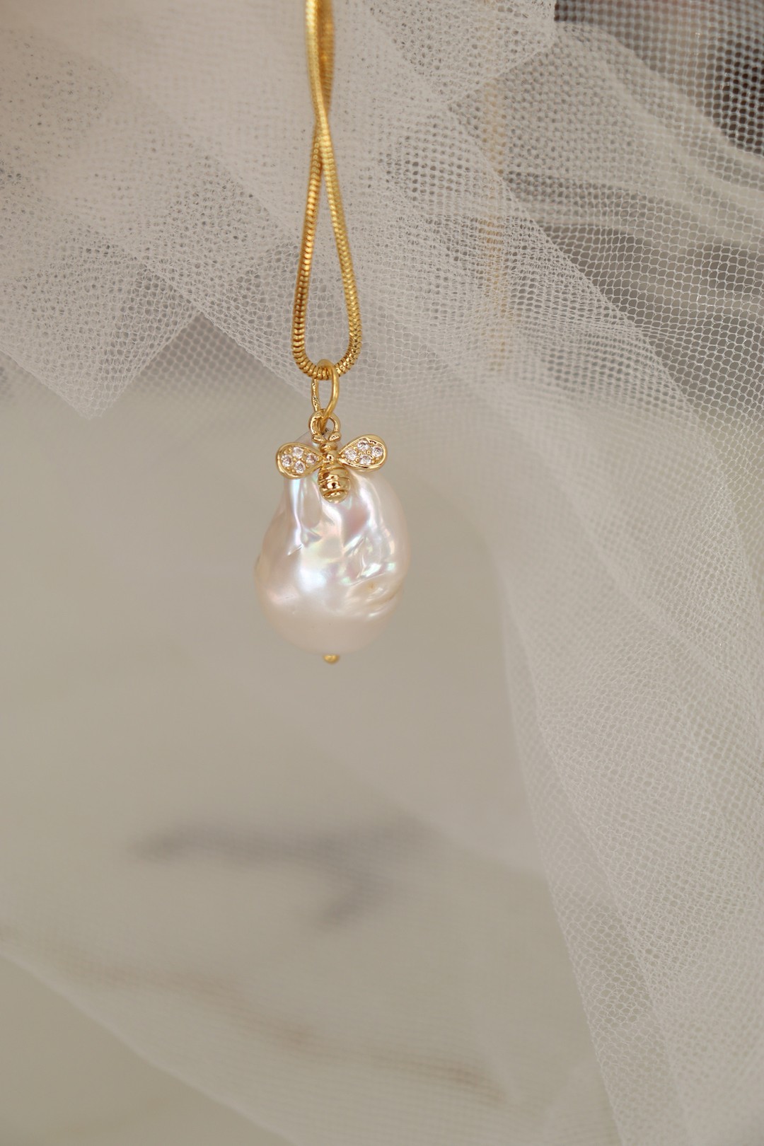 ★ROSEMONT★ Silver Ribbon Pearl Necklace RA24C43J s-l1200.jpg