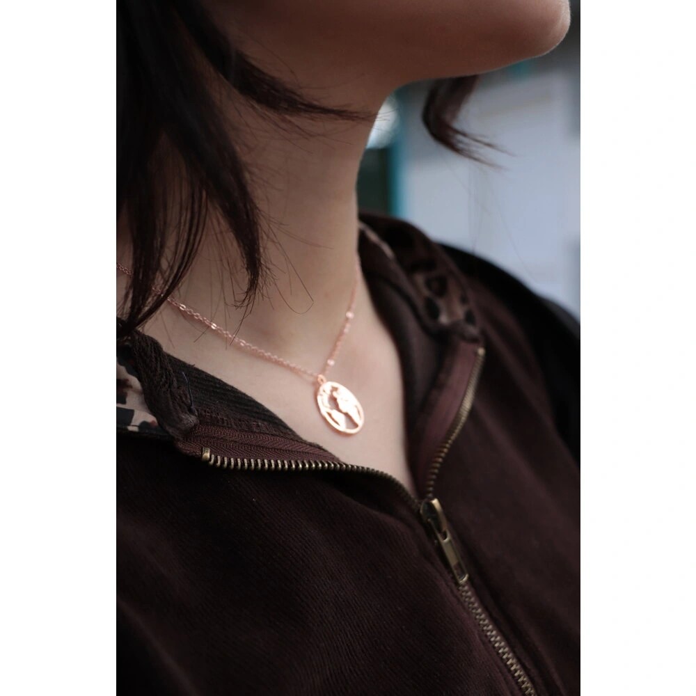 GOLD WORLD NECKLACE