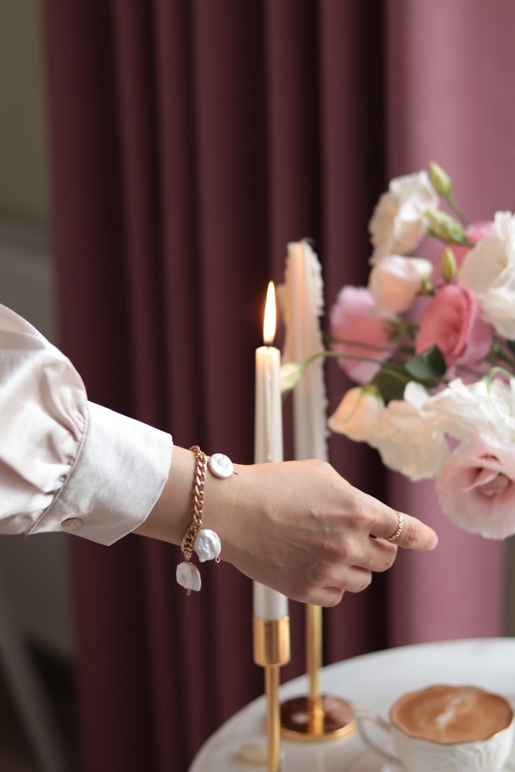 BELLA CHANEL REAL PEARL BRACELET