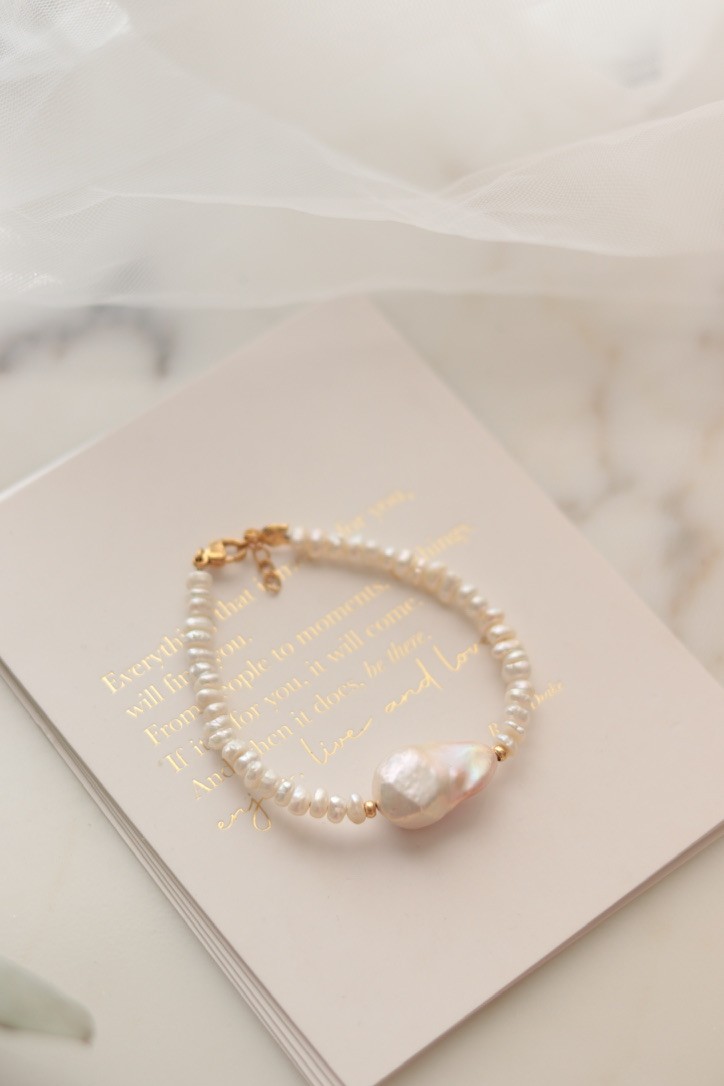 ELEGANT NO:2 REAL PEARL BRACELET